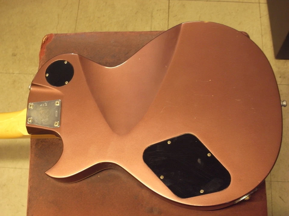 ESP Eclipse Semi Hollow Electric Gutiar [AUTH] - Bild 4 von 4