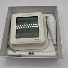 HONEYWELL Pro Series Programmable Thermostat with Wall Plate Hardware-Used