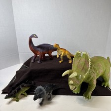Dinosaur Toys Assorted Lot Of 5 Mostly Soft Large Green Makes Noise