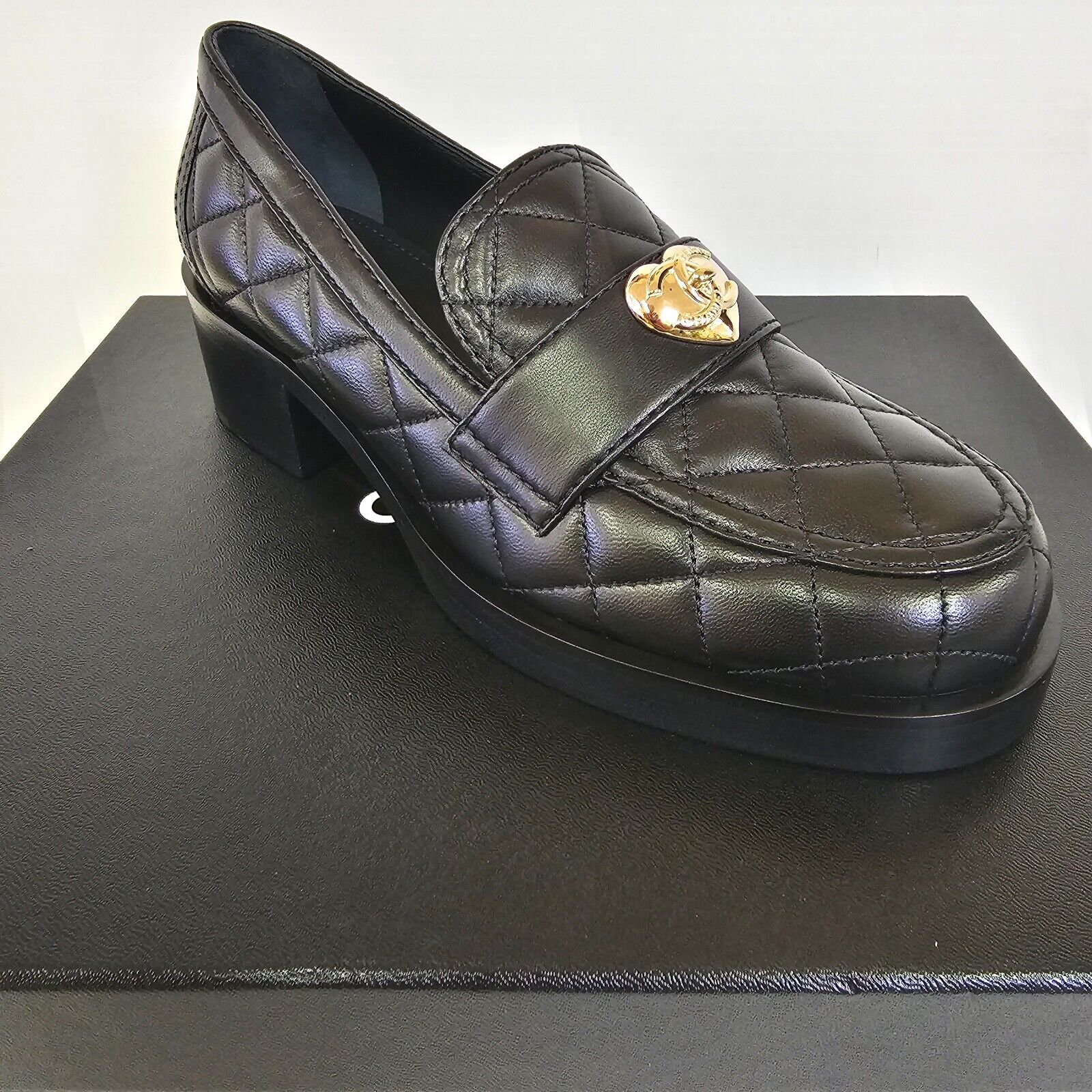 Chanel 2023 Loafers Black Shiny Calfskin 39 23S G39190