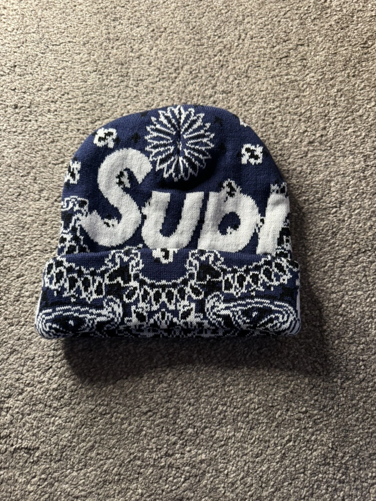 Bonnet bandana bleu marine Supreme Big Logo   Neuf à la main
