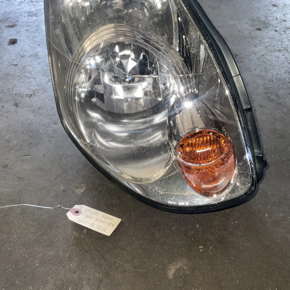 05-07 英菲尼迪 G35 轿车右前灯总成 26010-AC70A — 第 4/4 张图片