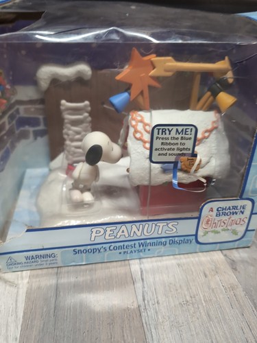 SNOOPY'S Contest Winning DISPLAY HOUSE Charlie Brown Christmas Box Is Damaged D6 - Picture 2 of 7