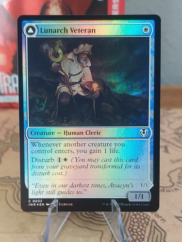 Lunarch Veteran Luminous Phantom - Innistrad Remastered - MTG FOIL NM