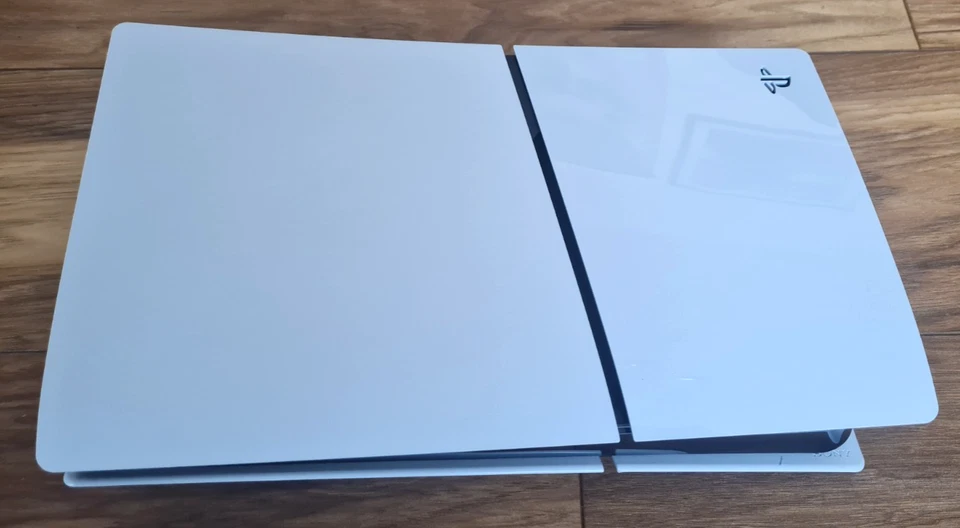 Sony PlayStation 5 Slim, photo 2 of 5