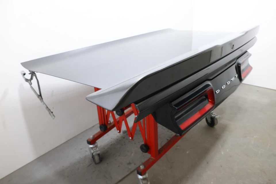 2015 - 2023 DODGE CHALLENGE porta-malas/decklid/hatch/porta traseira 68419751ab 68660722aa - Imagem 3 de 4