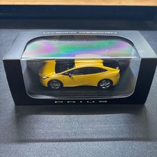 1/43  TOYOTA PRIUS 445128