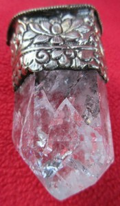 Tantric-Buddhist-Himalayan-Quartz-Crystal-In-Embossed-Silver-Magical-Pendant