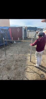 METAL SCAFFOLD 
