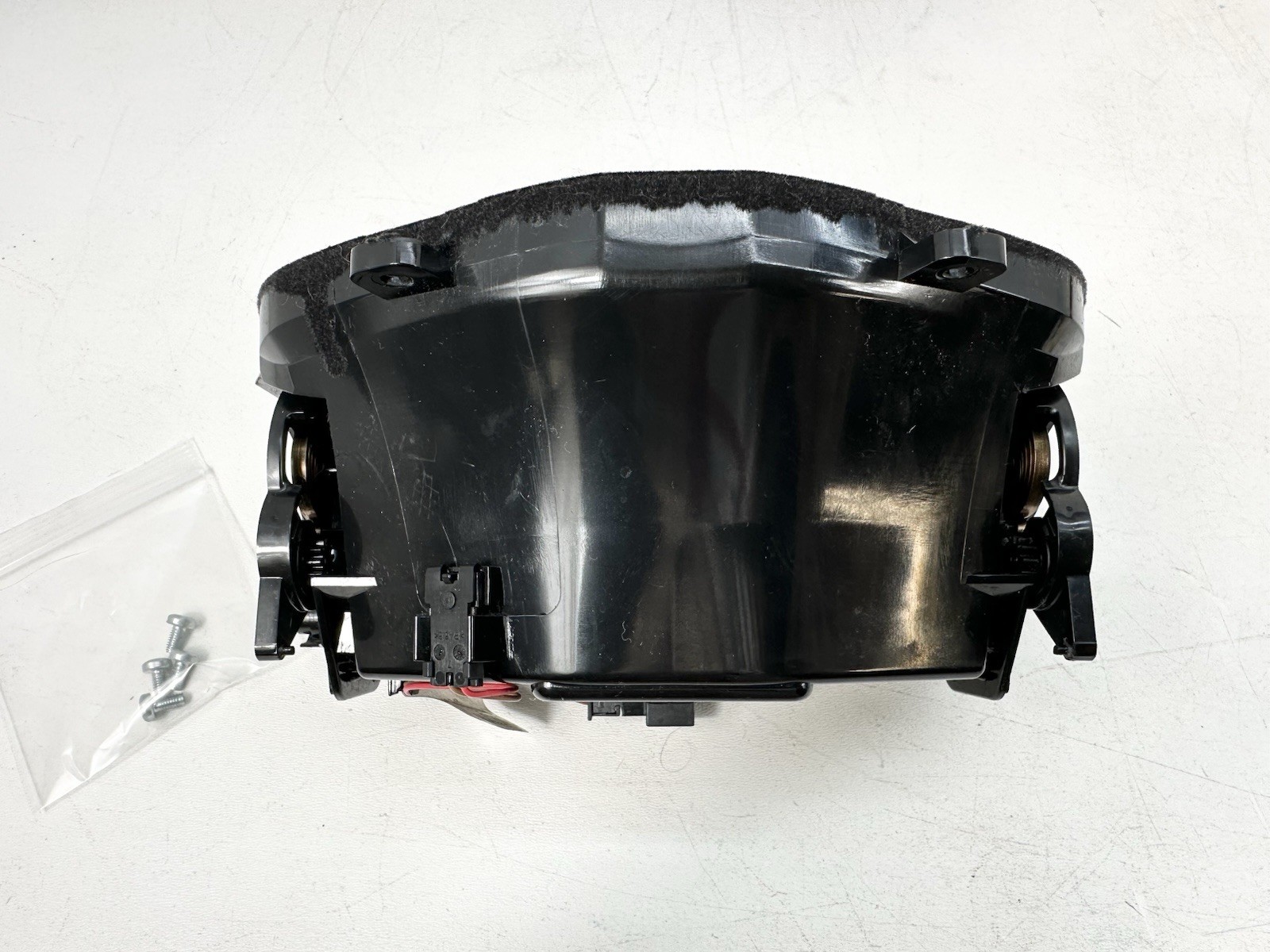 14-24 Maserati Ghibli M157 Center Console Phone Holder Compartment 670011129 OEM