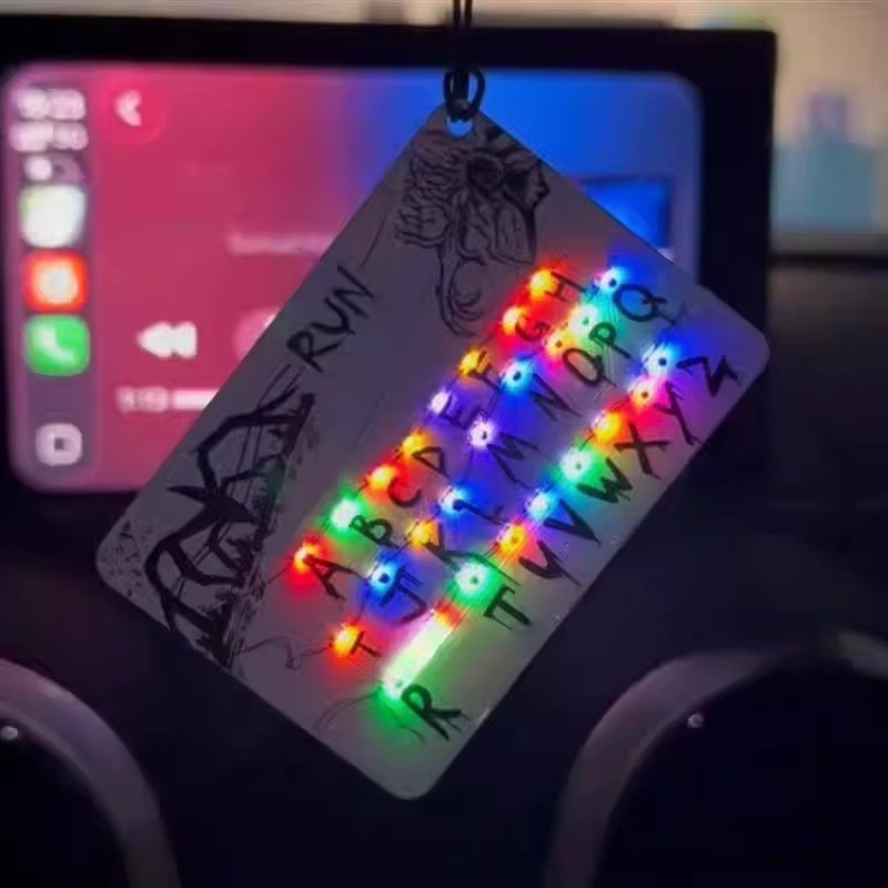 Tarjeta del alfabeto iluminada de 26 letras de Stranger Things