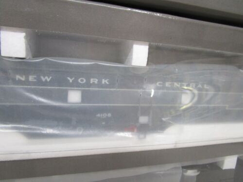 Walthers Proto HO NYC New York Central E7 AB Diesel Locomotive Set NOS DCC Sound - Picture 3 of 6