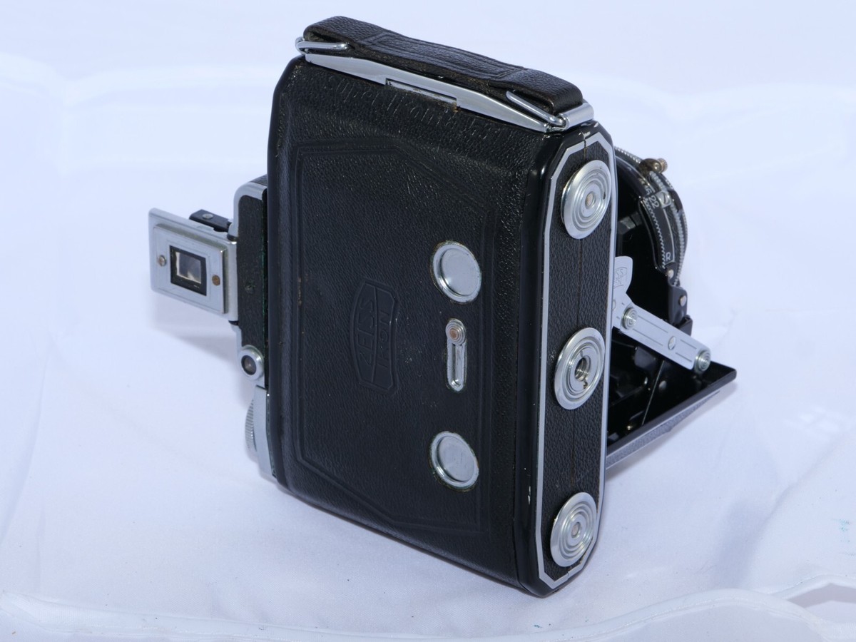 Zeiss Super-Ikonta A (531) 6x4.5cm Folding Camera. Zeiss