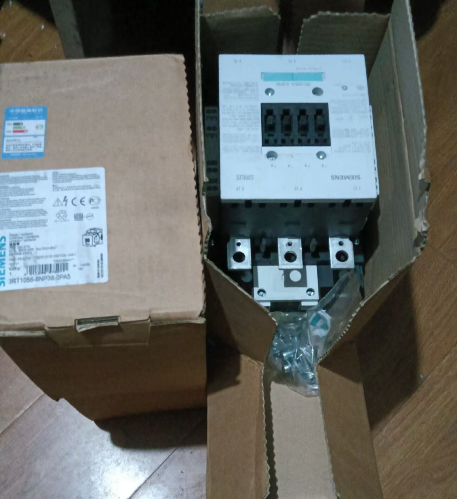 1PC New SIEMENS 3RT1056-6NP38-0PA5 AC Contactor fedex or DHL