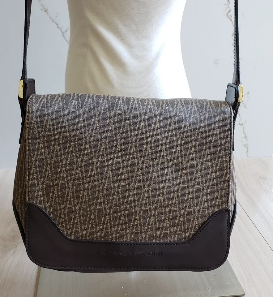 VTG Adrienne Vittadini Purse Leather Crossbody Classic Flap Bag Brown Monogram - Image 2 of 4