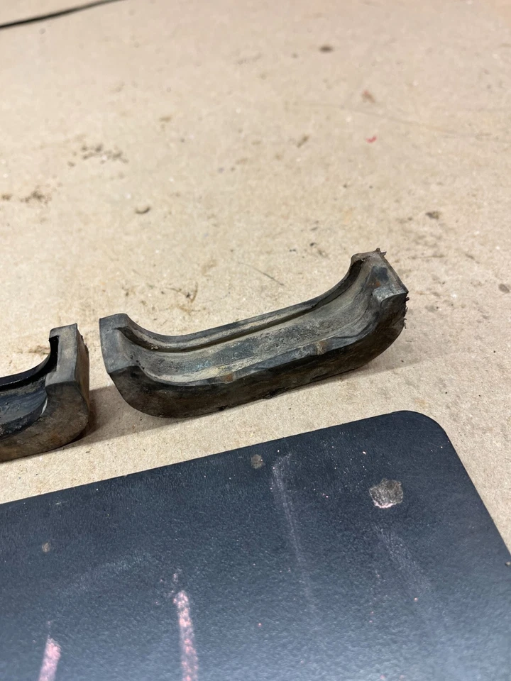 1967 68 70 72 雪佛兰 GMC C10 K10 k30 Radiator Mount BUSHING MOUNTS BUSHINGS — 第 3/4 张图片