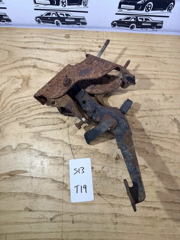 Pedal de embrague manual Nissan S13 240sx 1989-94 Foto 3 de 4