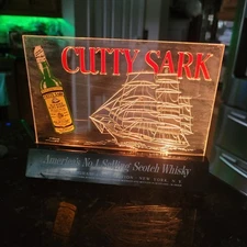 VINTAGE LIGHTED  BAR TOP SIGN CUTTY SARK NUMBER 1 SELLING SCOTCH WHISKEY