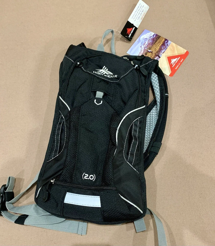 NUEVO CON ETIQUETAS-Mochila de agua de hidratación High Sierra Hydrahike 2.0 4L negra para correr/senderismo Foto 3 de 4