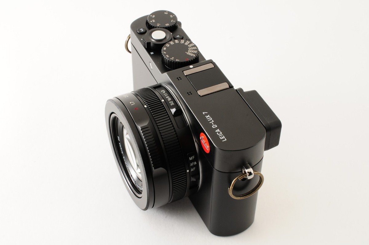 Top Mint in/BOX] Leica D-LUX7 17.0 MP Black 3952 Digital