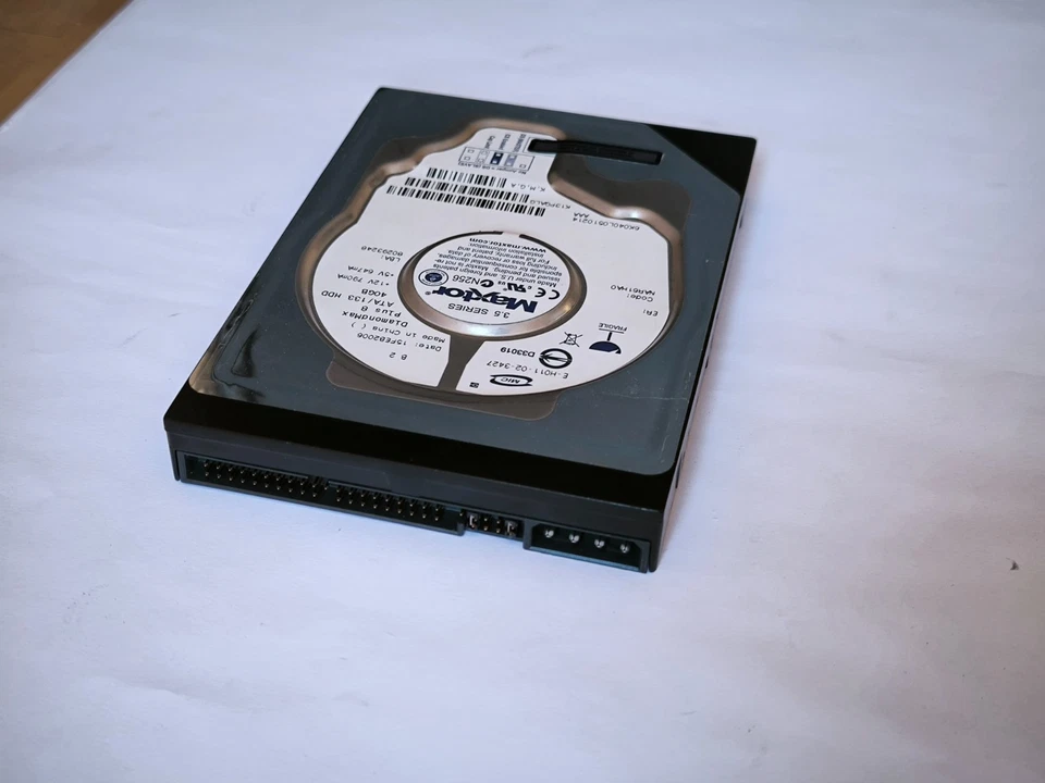 ⛁ HDD IDE Maxtor DiamondMax Plus 8 - 40GB Ultra ATA 7200RPM - Immagine 3 di 4