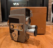 Vintage Revere Eye-Matic Magazine Eight Model CA-4 Camera with Revere Case