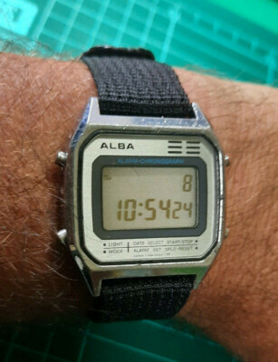 SEIKO ALBA デジタル腕時計 5BAR シルバー 80's ビンテージ s-l400.jpg