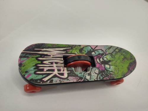 Watcher Skateboard Deck Toy by Greenbrier International - Picture 4 of 9