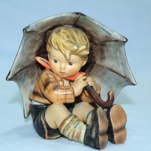 hummel umbrella boy 152a