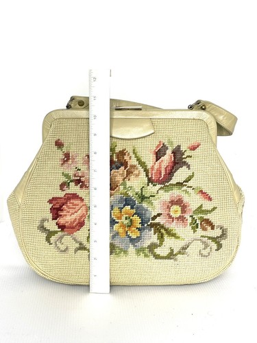 Vintage 50's Needlepoint Floral Purse Handbag Pockets Coin Purse Beige - Picture 10 of 15