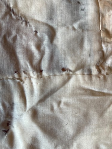 ANTIQUE TUMBLING BLOCKS SILK QUILT WOOL QUILTED SILK BACK WOOL BATTING 43 X 68 - Picture 18 of 21
