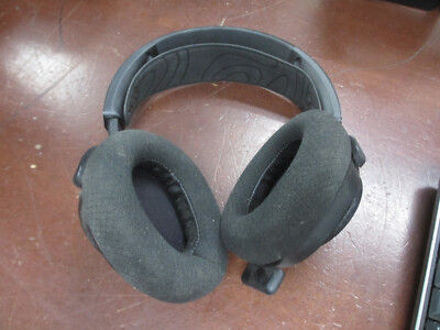 SteelSeries Arctis Nova 7 Wireless Over-Ear Gaming Headset - Black Model HS31