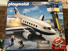 playmobil 5261 cargo and passenger aircraft