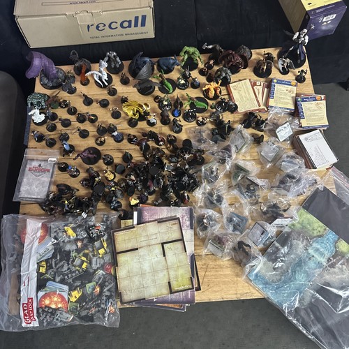 dungeons and dragons minifigures Bundle Bulk