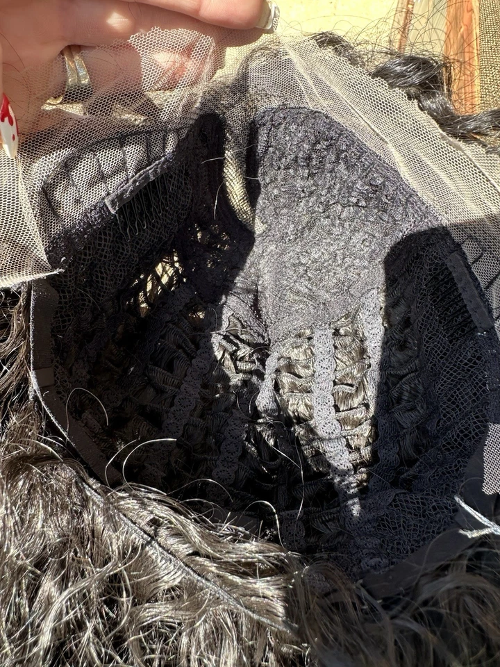 Peluca bob sintética rizada negra frente de encaje Foto 4 de 4