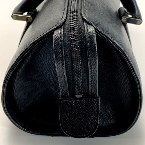 Bolso Burberry de cuero negro mini Boston herrajes plateados para batería - Imagen 5 de 8