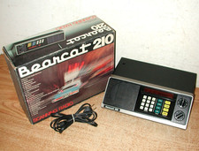 VINTAGE ELECTRA BEARCAT 210 18-CHANNEL SCANNING RADIO MODEL BC-210 WITH BOX
