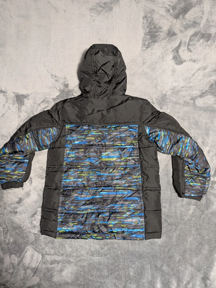 Zeroxposur Winter Jacket With Hoodie Boys Size S-8 Pre Owned Great Condition  - Image 2 of 2