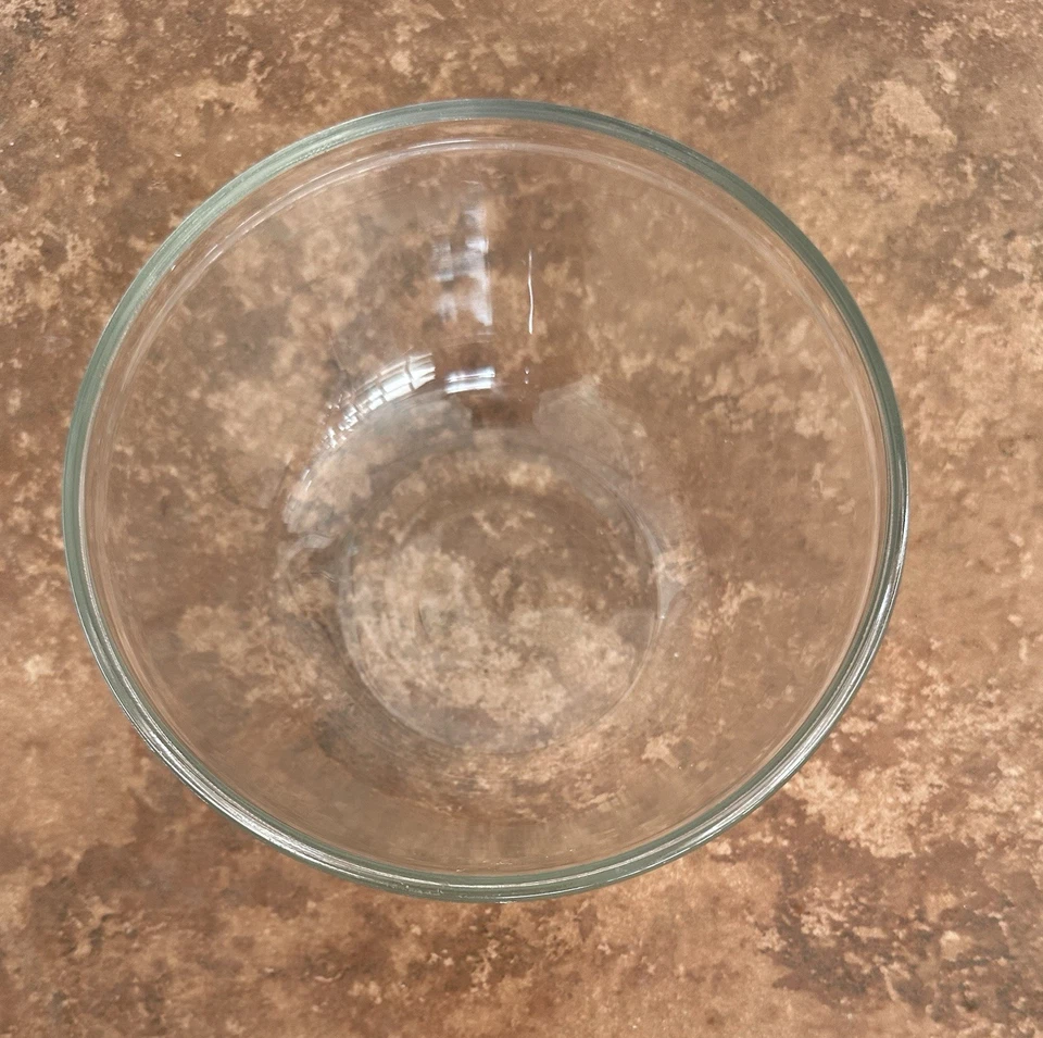 Anchor Hocking Glass Mixing Bowl 1.5qt Oven And Microwave Safe Made In USA - Image 3 of 4