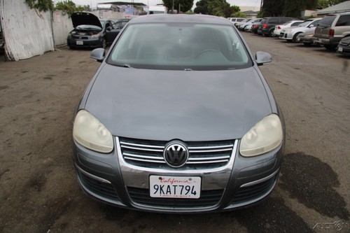 2009 Volkswagen Jetta PZEV - Picture 11 of 24