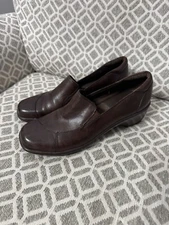 Clark’s Women’s Shoes 10M Clogs Brown Leather Slip On Comfort