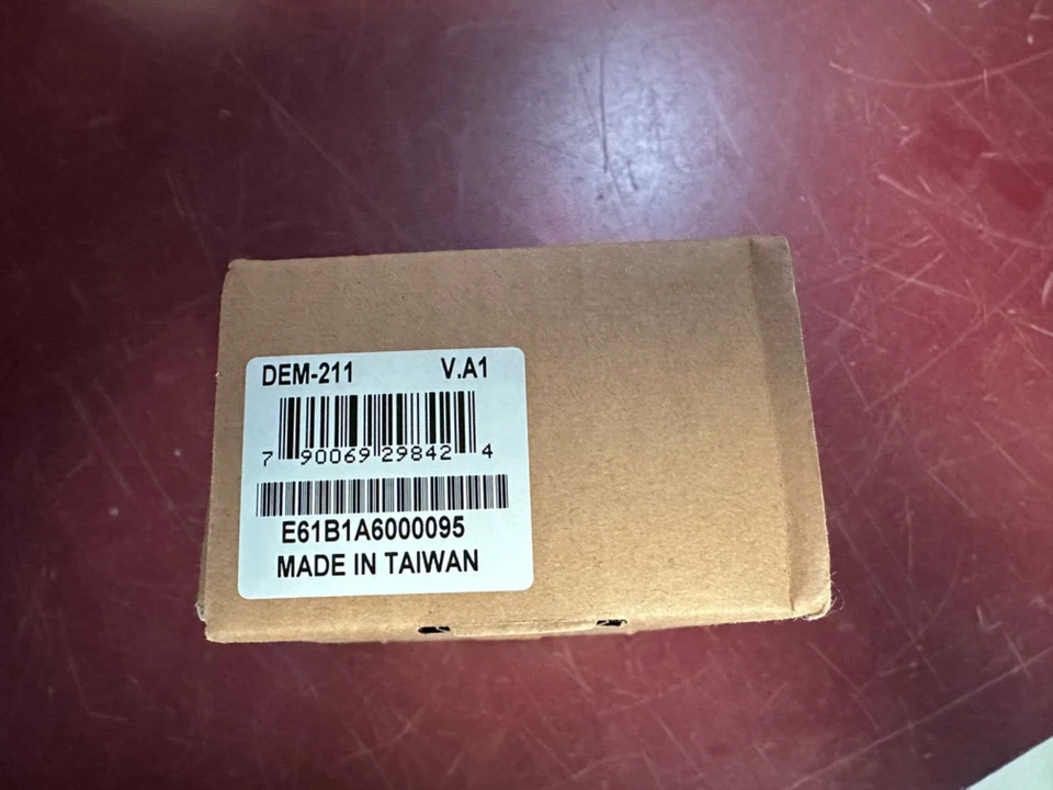 NEW DEM-211 D-Link Compatible 100BASE 1310nm 2km Transceiver - Image 3 of 4