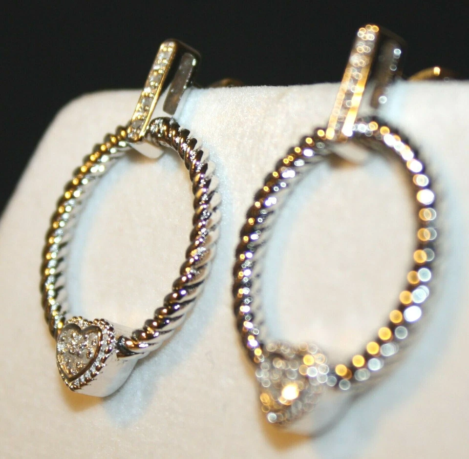 PENDIENTES ARO DELANTEROS CORAZÓN CUERDA TRENZADA DIAMANTE GENUINO PLATA ESTERLINA (.20TCW) Foto 3 de 4