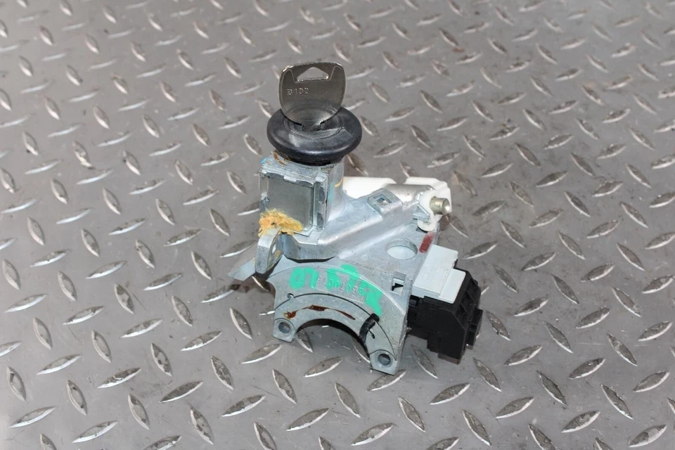 03-07 Hummer H2 Electronic Steering Column Ignition Switch OEM Factory OE WTY OE - Imagem 3 de 4