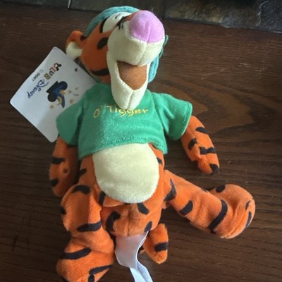 Vintage Defunct Club Disney NWT Tigger o  Tigger St. Patrick s  Bean Bag