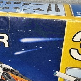 Lego Creator 3 In 1 Future Flyers 31034 Beat Up Worn Torn Box Sealed