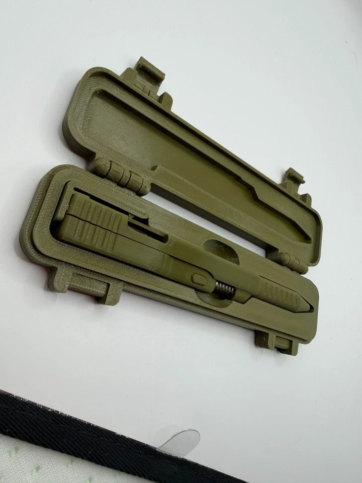 Bolígrafo estilo impreso en 3D con estuche a juego — Bolígrafo táctico de bolsillo - Verde militar Foto 2 de 4