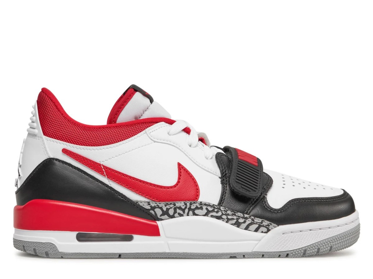 Кроссовки Nike Herrenschuhe CD7069160 AIR JORDAN LEGACY 312 LOW Rot 28090₽
