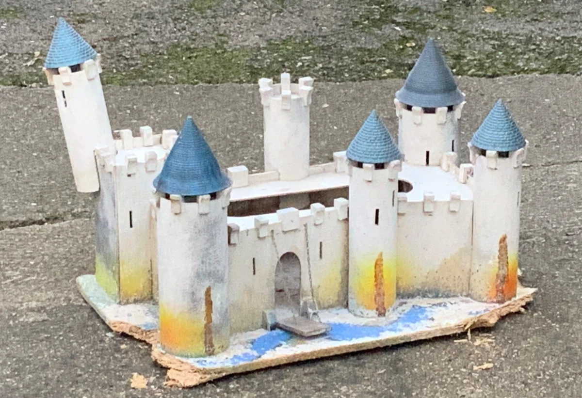 CHATEAU FORT ANCIEN Starlux + Chevaliers EUR 30,00 - FR