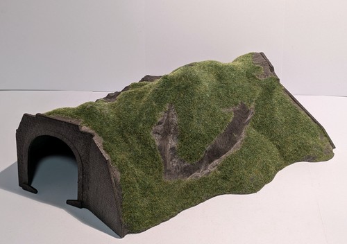 Kibri H0 4414 túnel curvado de una sola vía - aprox. 37 x 28 x 11 cm | Zustand: Gebraucht